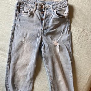 25 straight leg light wash jeans